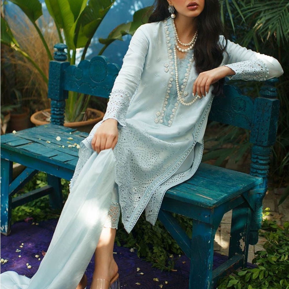 Farah Talib Aziz Daphne Shirt, Trouser and Dupatta in Ice Blue Size Medium - Picture 2 of 9